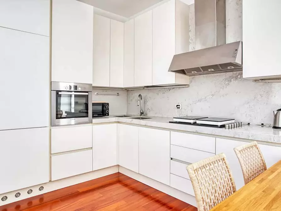 Immagine 11 di Appartamento in affitto  in Largo la Foppa a Milano