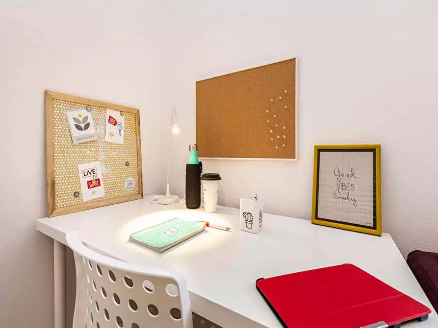 Immagine 5 di Camera in affitto  in Via Giuseppe Regaldi19 a Milano