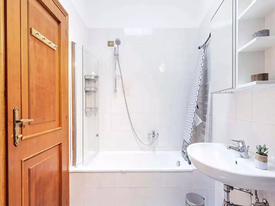 Immagine 16 di Camera in affitto  in Via Marsala28 a Bologna