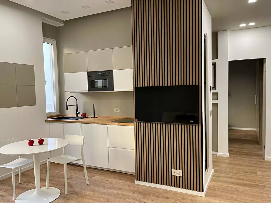 Immagine 2 di Appartamento in affitto  in Corso Vercelli7 a Milano