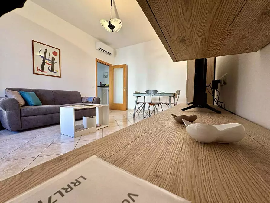 Immagine 15 di Appartamento in affitto  in Via Magenta6 a Como