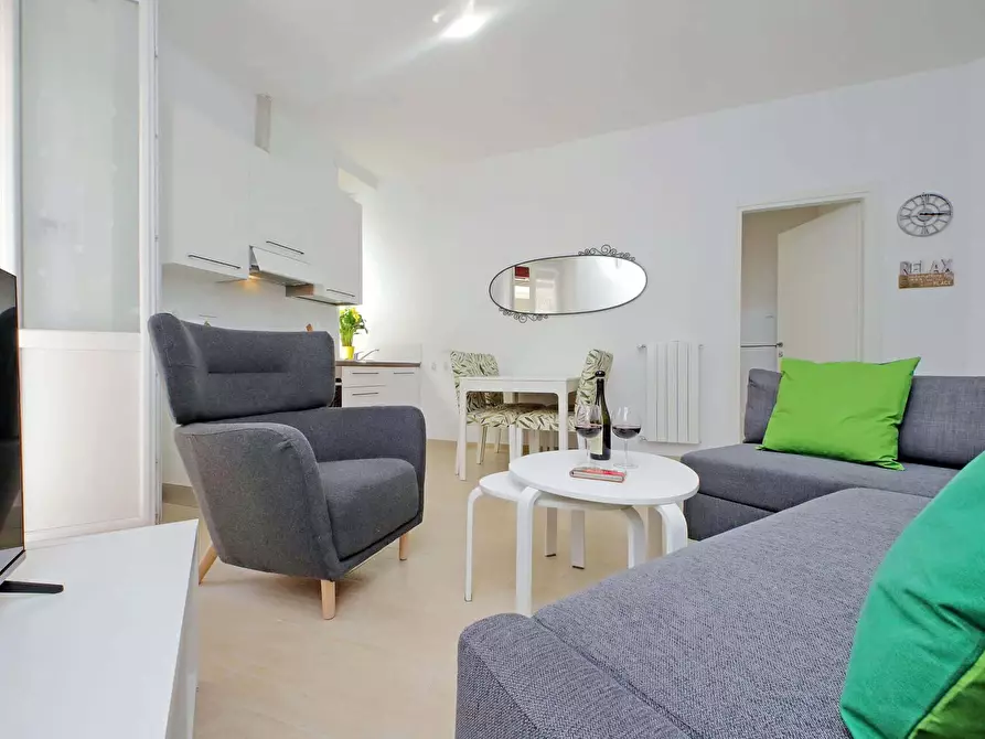 Immagine 21 di Appartamento in affitto  in Via Livorno36 a Roma