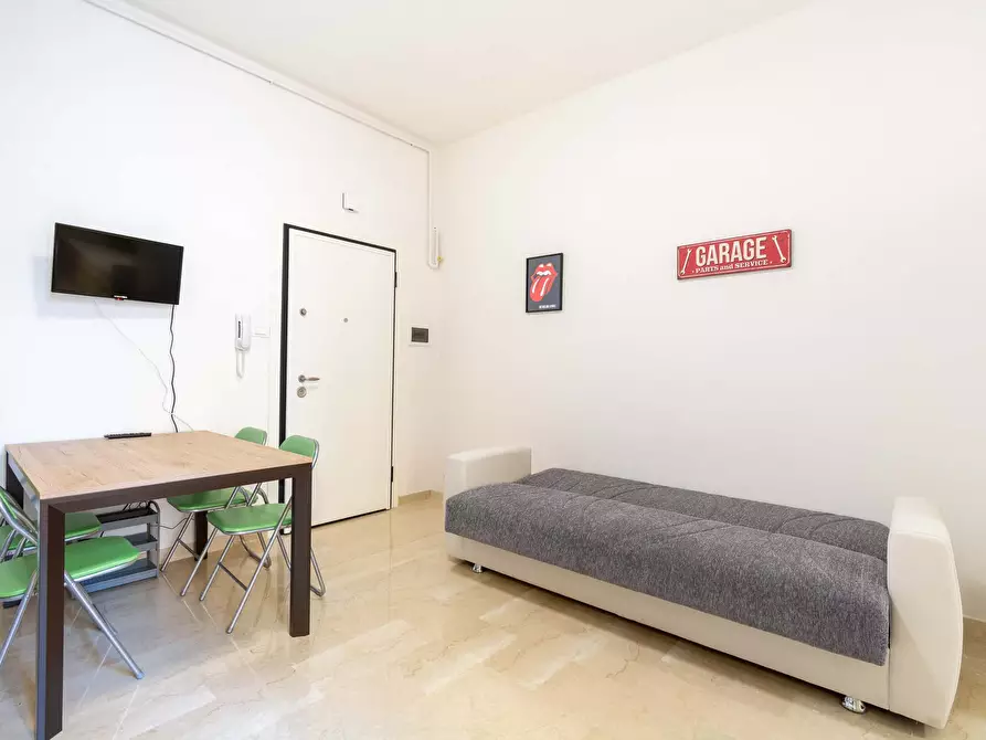 Immagine 2 di Appartamento in affitto  in Via San Carlo17 a Bologna