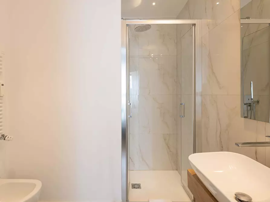 Immagine 12 di Appartamento in affitto  in Viale Certosa133 a Milano