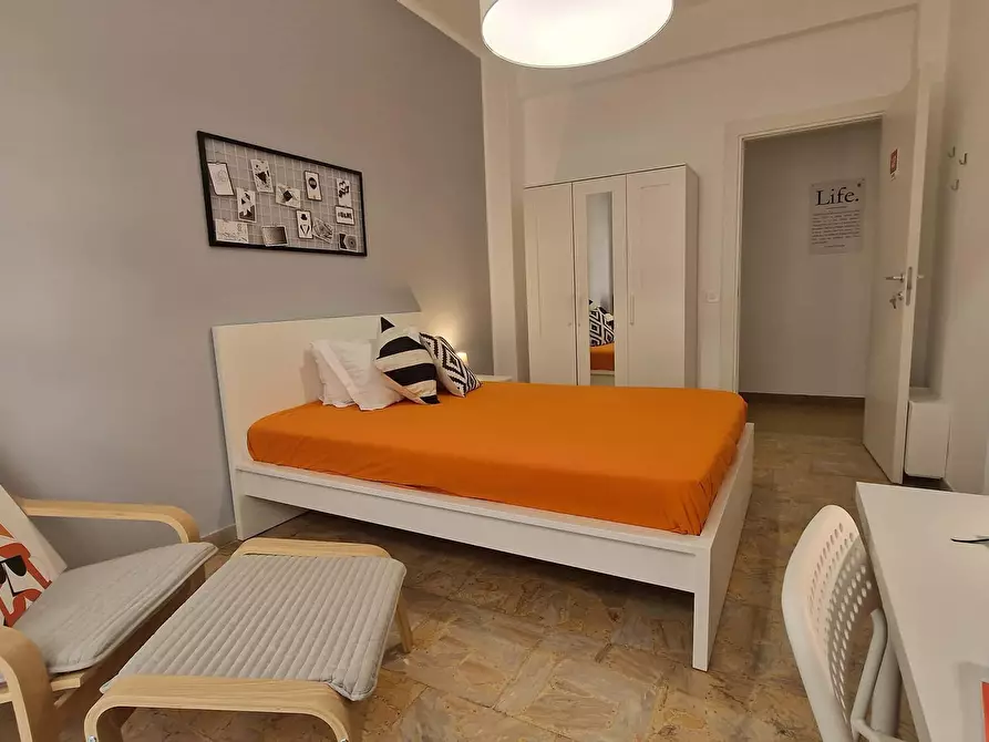 Immagine 2 di Camera in affitto  in Lungotevere di Pietra Papa61 a Roma