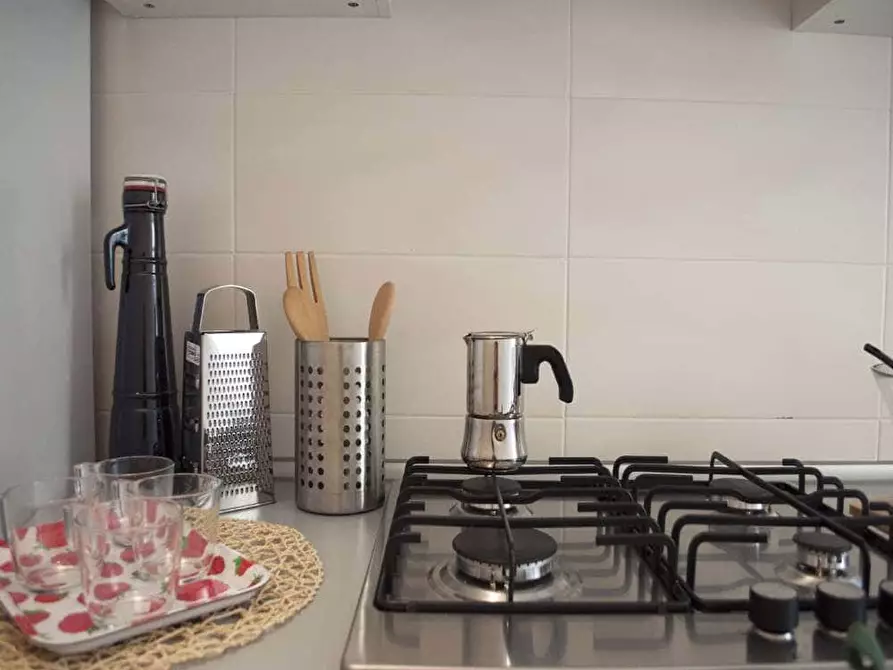 Immagine 16 di Camera in affitto  in Viale Tunisia13 a Milano