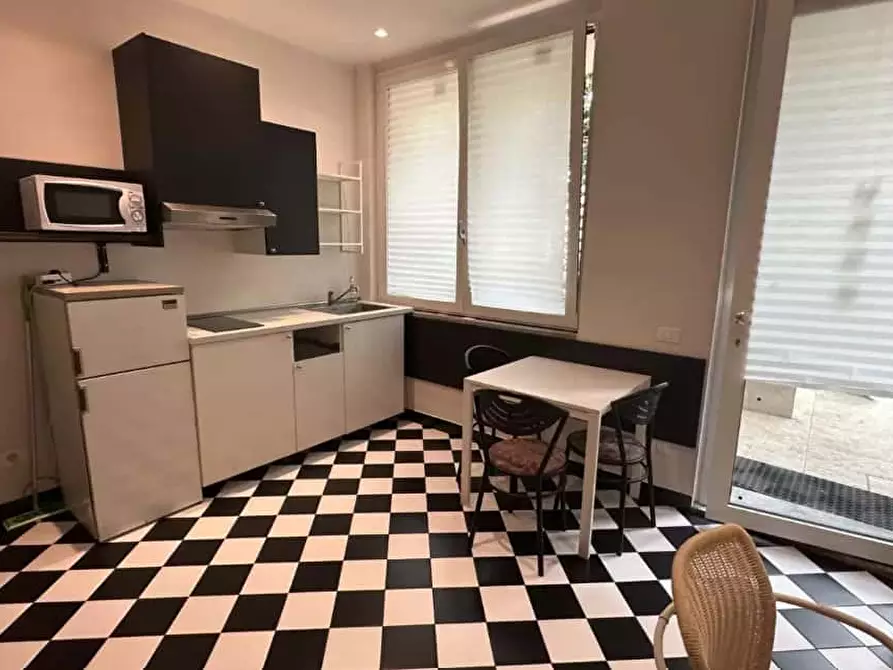 Immagine 24 di Appartamento in affitto  in Via Privata Chioggia9 a Milano