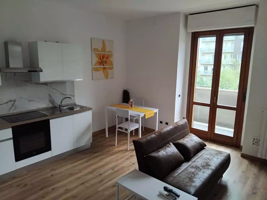 Immagine 7 di Appartamento in affitto  in Viale Corsica55 a Milano