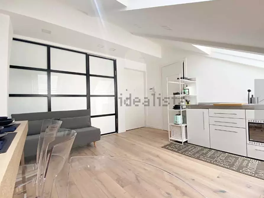 Immagine 4 di Appartamento in affitto  in Via Domodossola7 a Milano