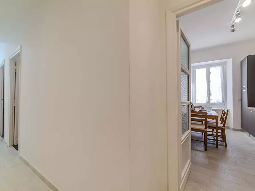 Immagine 2 di Appartamento in affitto  in Via S. Vincenzo de' Paoli13 a Roma