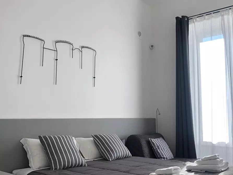 Immagine 1 di Appartamento in affitto  in Corso Meridionale7 a Napoli