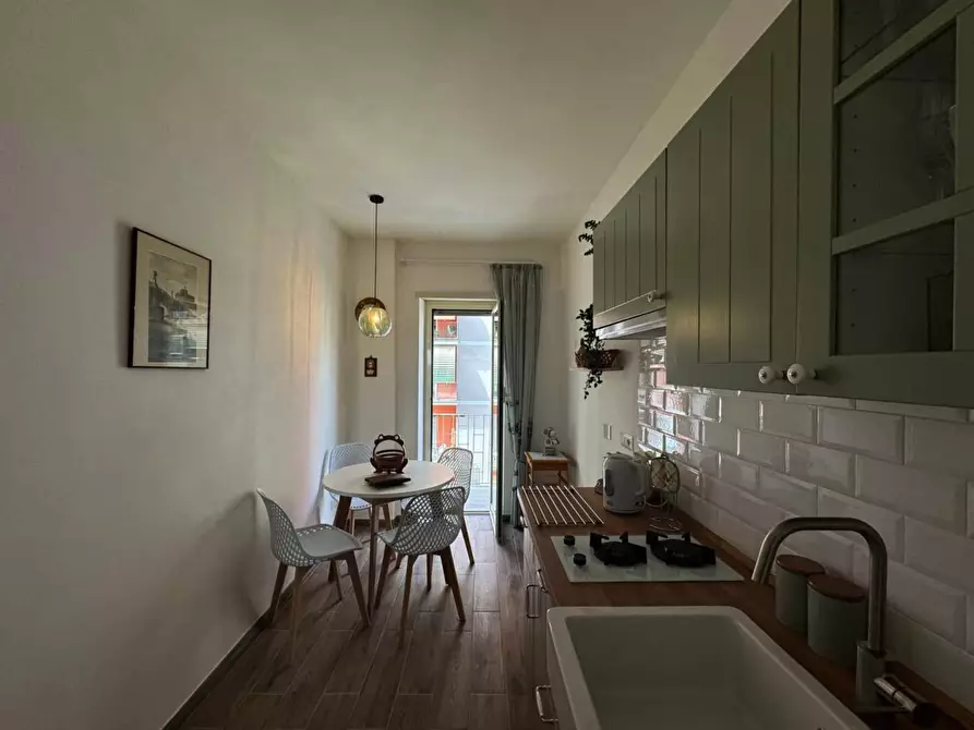 Immagine 10 di Appartamento in affitto  in Via Cairano11 a Roma