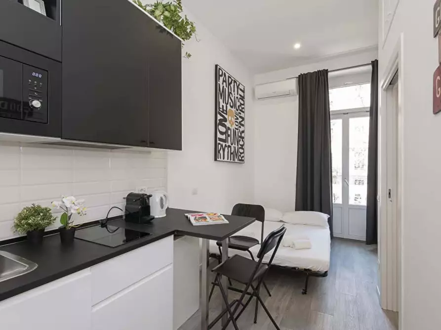 Immagine 6 di Appartamento in affitto  in Via Lomellina14a a Milano