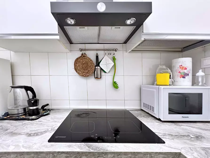 Immagine 10 di Appartamento in affitto  in Via Montebello7 a Bologna