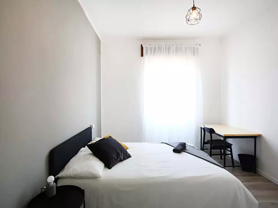 Immagine 1 di Camera in affitto  in Via Giuseppe Soli9 a Modena