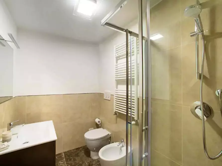 Immagine 5 di Appartamento in affitto  in Borgo Santi Apostoli a Firenze