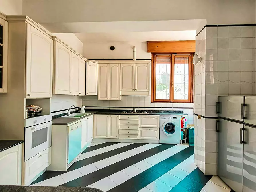 Immagine 7 di Camera in affitto  in Viale Sarca a Milano