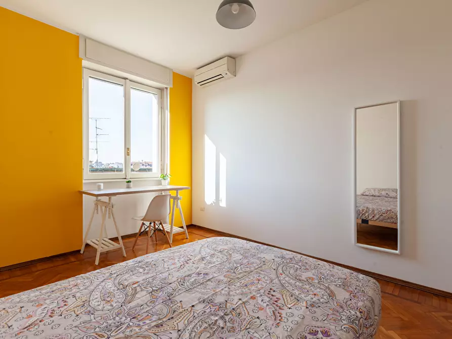 Immagine 2 di Camera in affitto  in Via Michelangelo Buonarroti15 a Milano