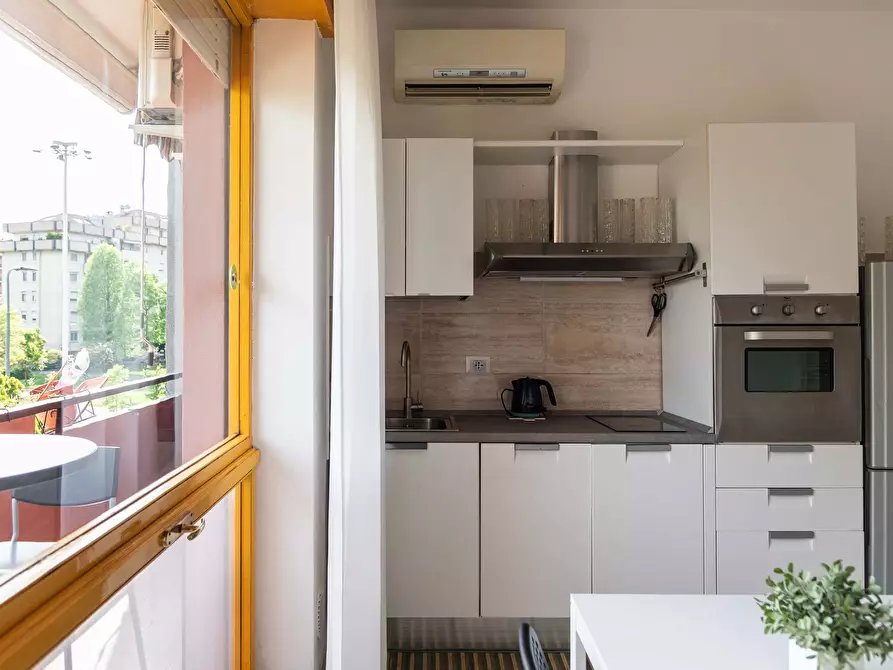 Immagine 13 di Appartamento in affitto  in Via Paul Valery3 a Milano