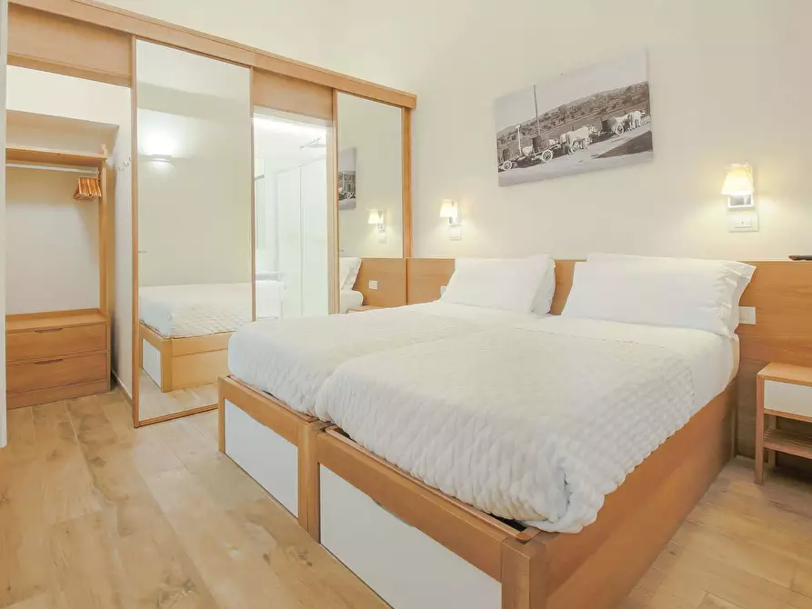 Immagine 31 di Appartamento in affitto  in Via de' Guicciardini a Firenze