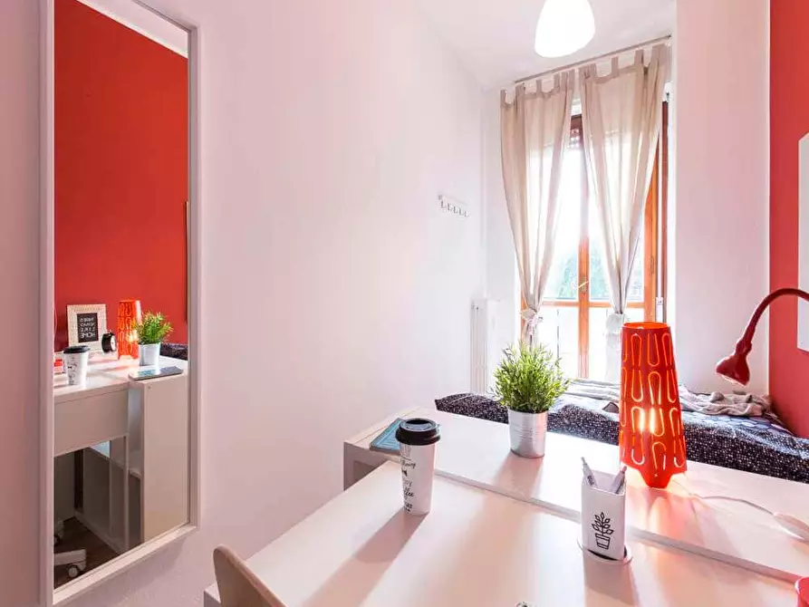 Immagine 1 di Camera in affitto  in Via Rubens23 a Milano