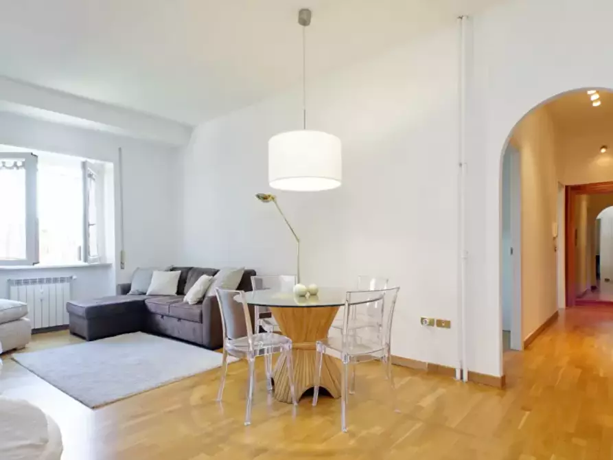 Immagine 10 di Appartamento in affitto  in Via della Farnesina100 a Roma