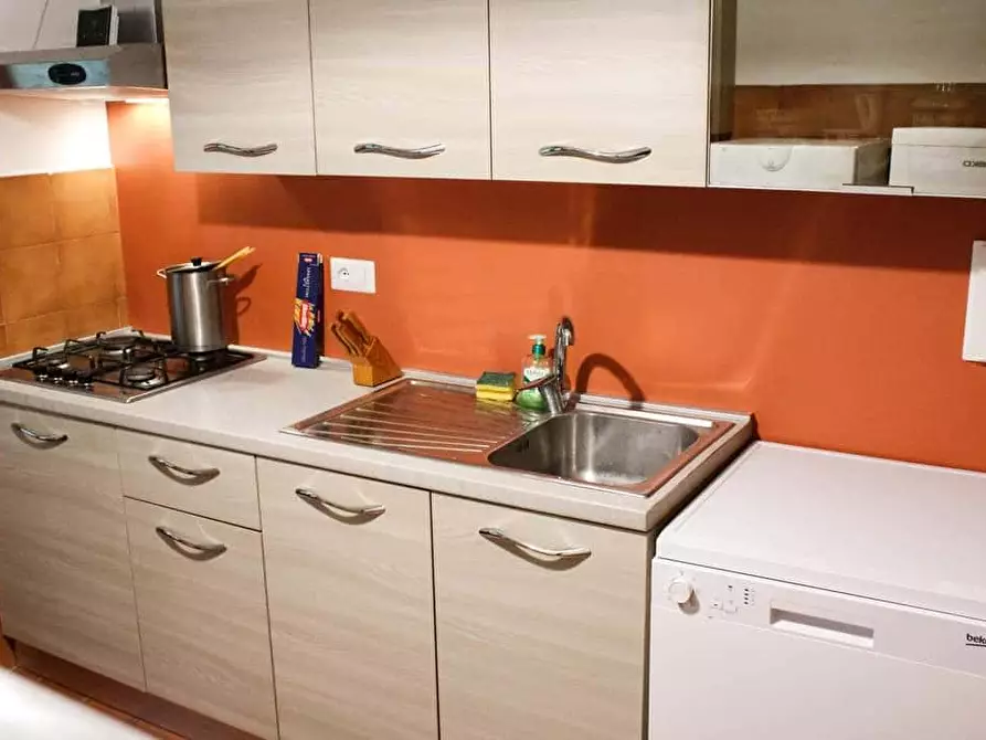 Immagine 15 di Camera in affitto  in Via Scipione Bargagli a Siena