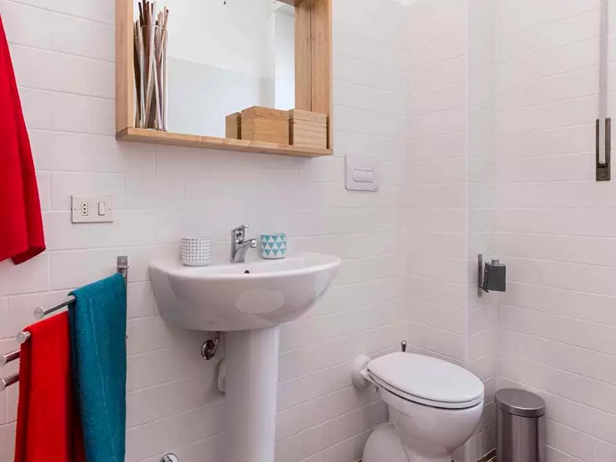 Immagine 40 di Camera in affitto  in Via Don Carlo Gnocchi7 a Milano