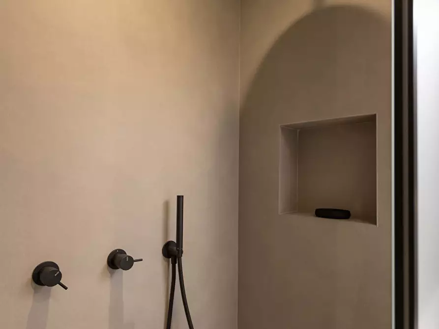 Immagine 35 di Appartamento in affitto  in Via Guido D'Arezzo8 a Milano