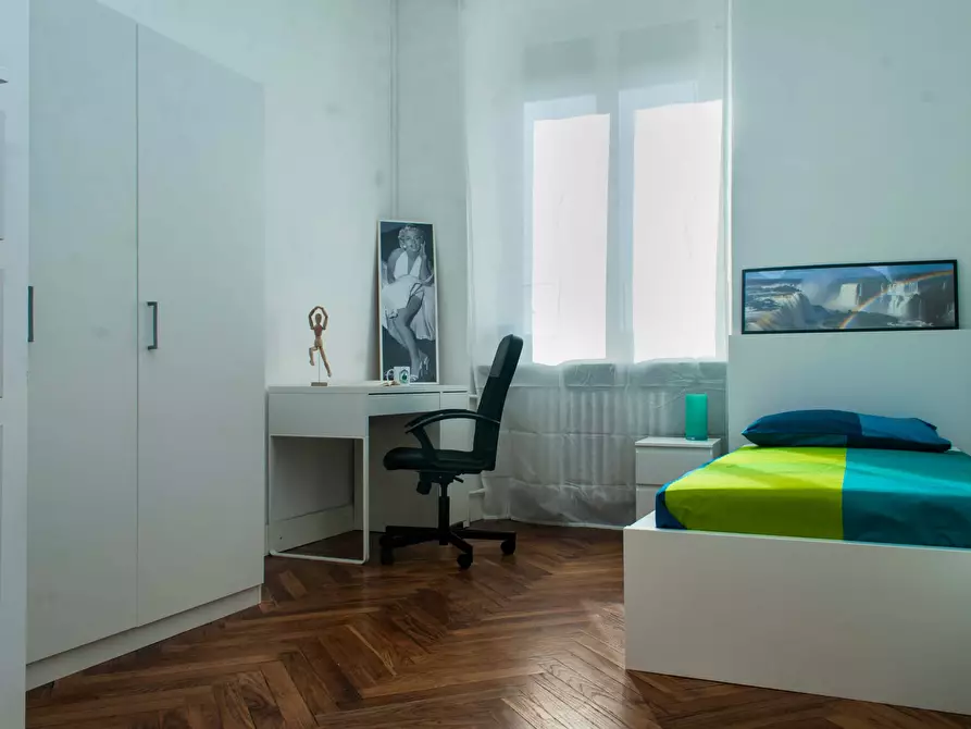 Immagine 2 di Camera in affitto  in Via Aldo Barbaro15 a Torino