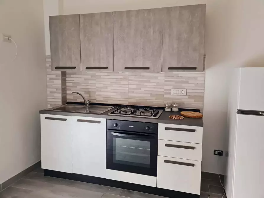 Immagine 3 di Appartamento in affitto  in Via Brisi2 a Cirò Marina