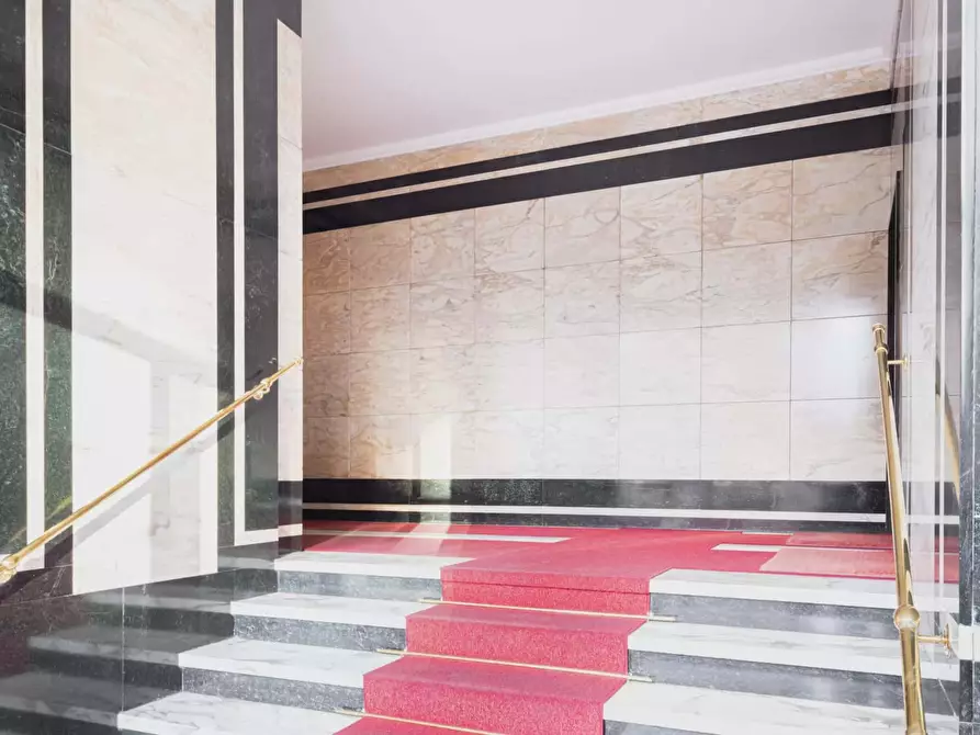 Immagine 27 di Appartamento in affitto  in Viale Tunisia36 a Milano
