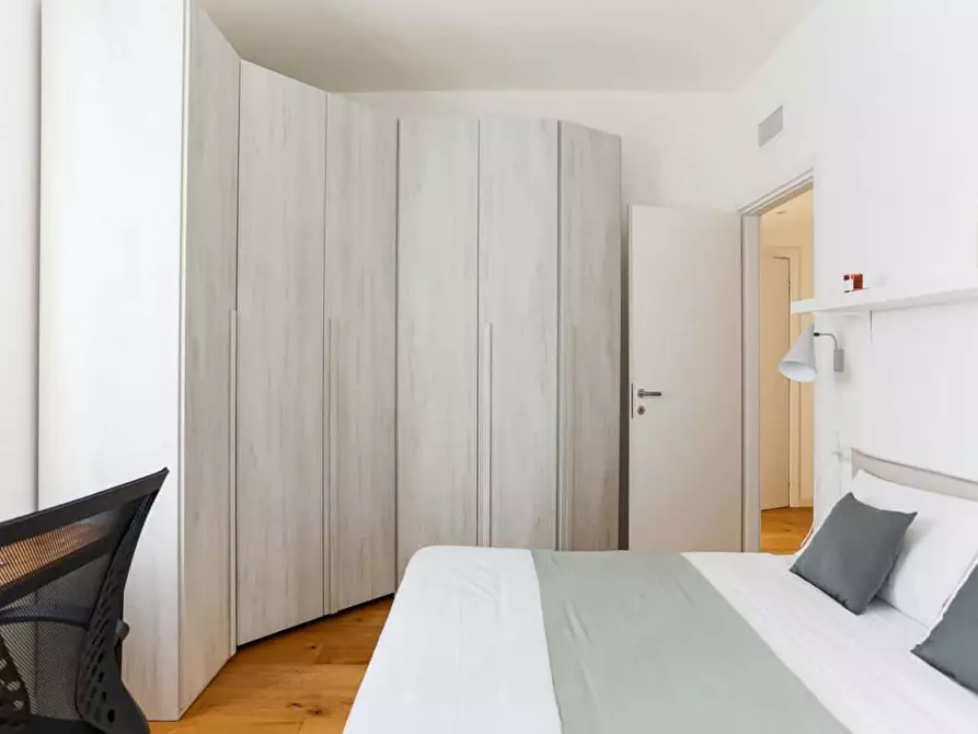 Immagine 23 di Appartamento in affitto  in Via Giovanni Battista Pergolesi a Milano