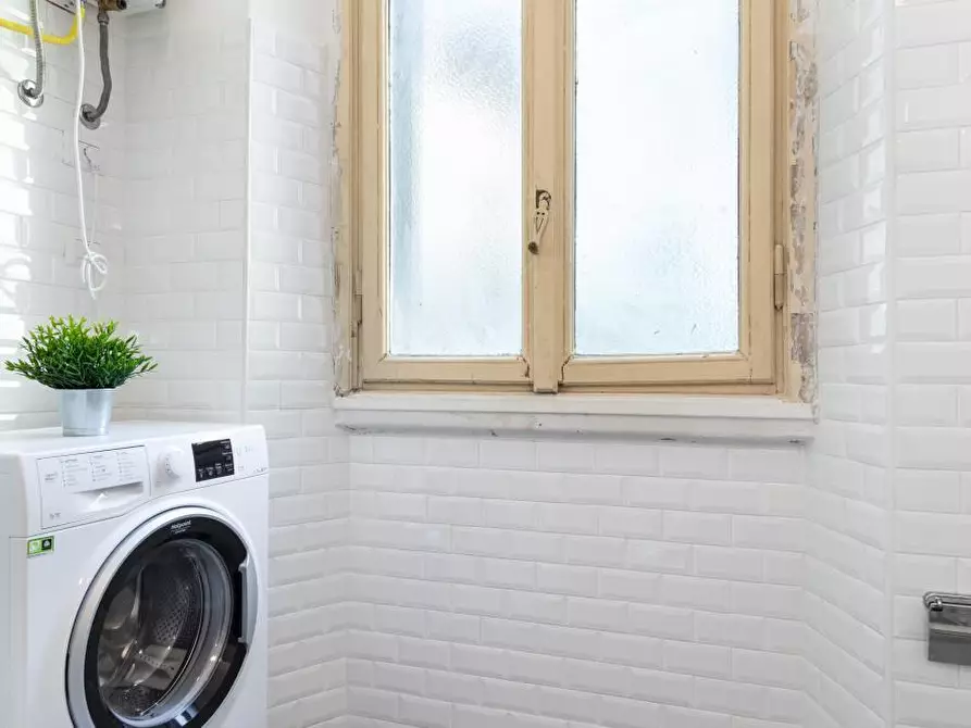 Immagine 12 di Camera in affitto  in Via Francesco Petrarca2 a Milano