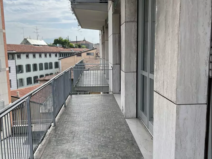 Immagine 20 di Camera in affitto  in Via XX Settembre58b a Bergamo