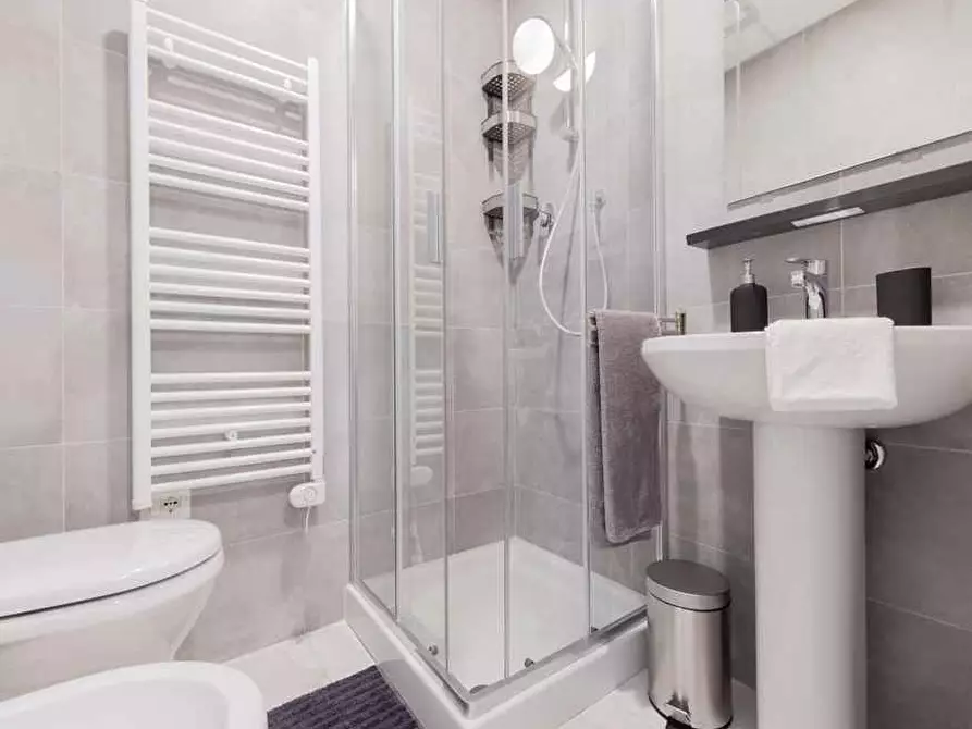 Immagine 15 di Camera in affitto  in Viale Bligny28 a Milano