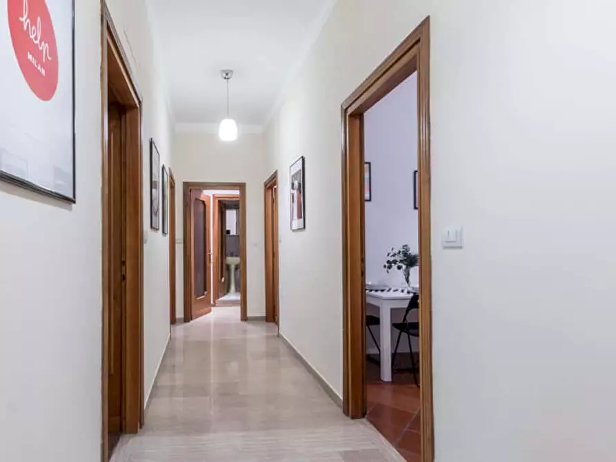 Immagine 12 di Camera in affitto  in Viale Regina Margherita33 a Milano