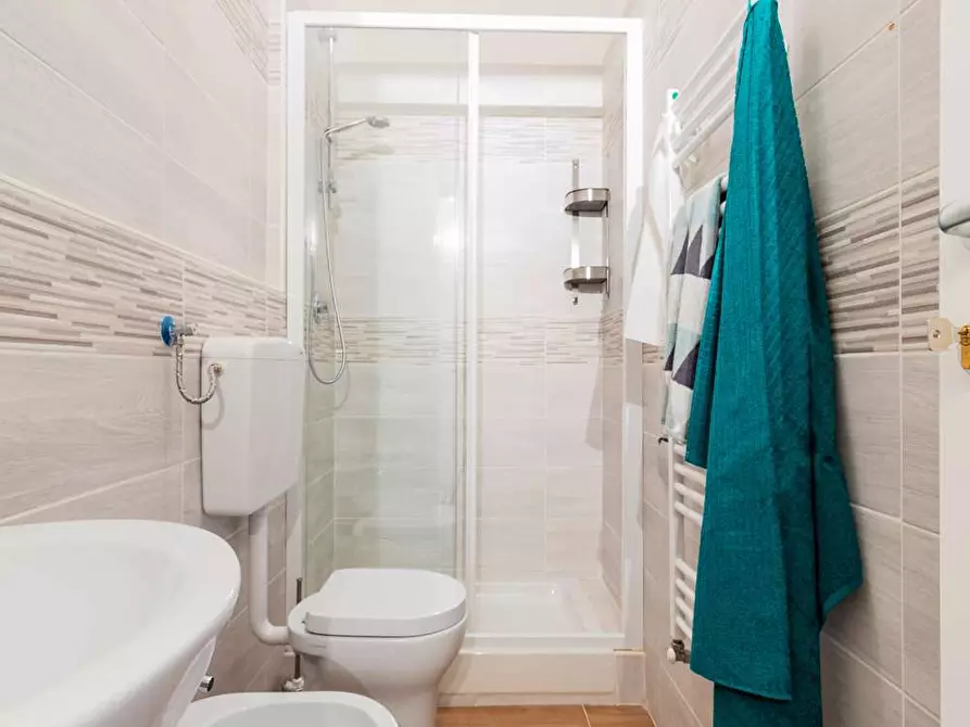 Immagine 21 di Camera in affitto  in Viale Alfredo Oriani26 a Bologna