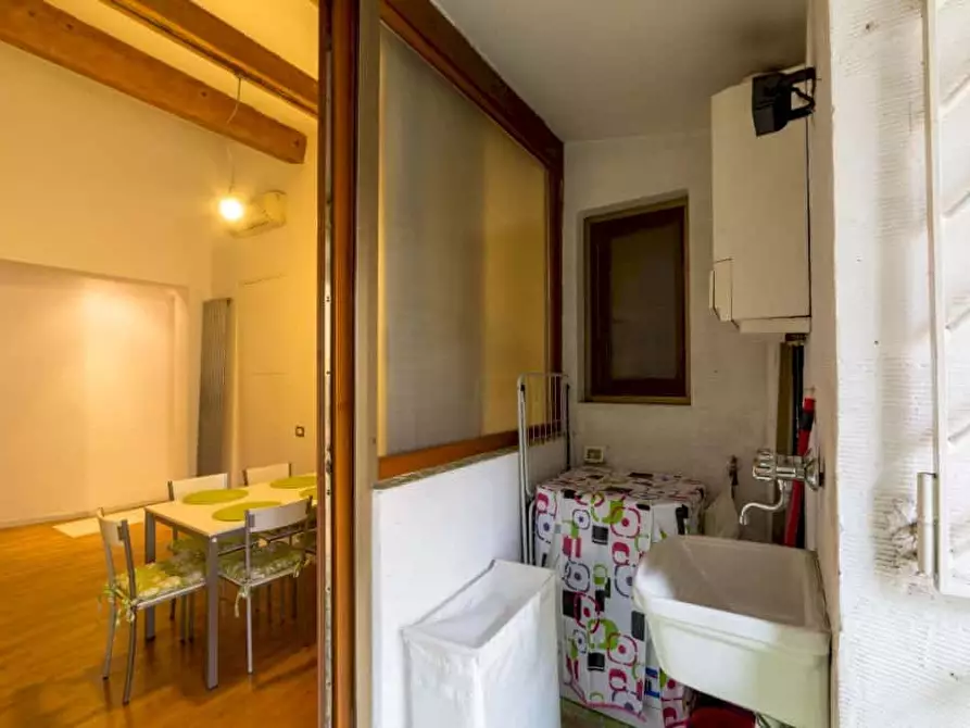 Immagine 15 di Camera in affitto  in Via del Ponte alle Mosse1 a Firenze