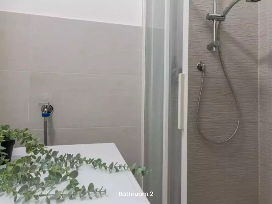 Immagine 14 di Camera in affitto  in Largo Vulci5 a Milano