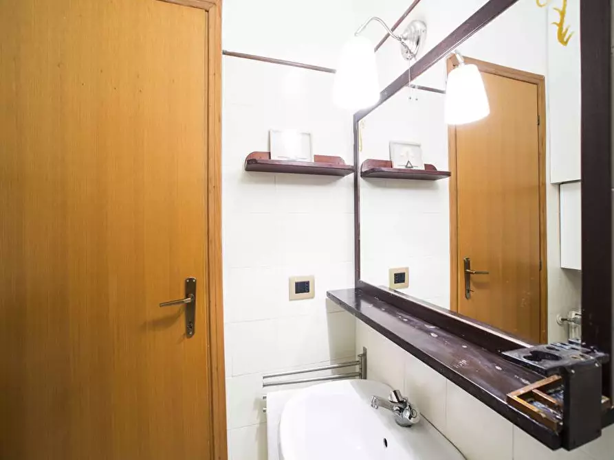 Immagine 25 di Camera in affitto  in Via dei Missaglia13 a Milano