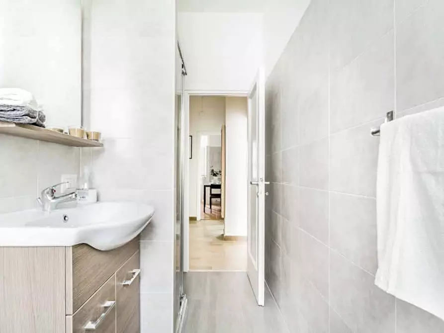 Immagine 12 di Camera in affitto  in Via degli Astri22 a Milano