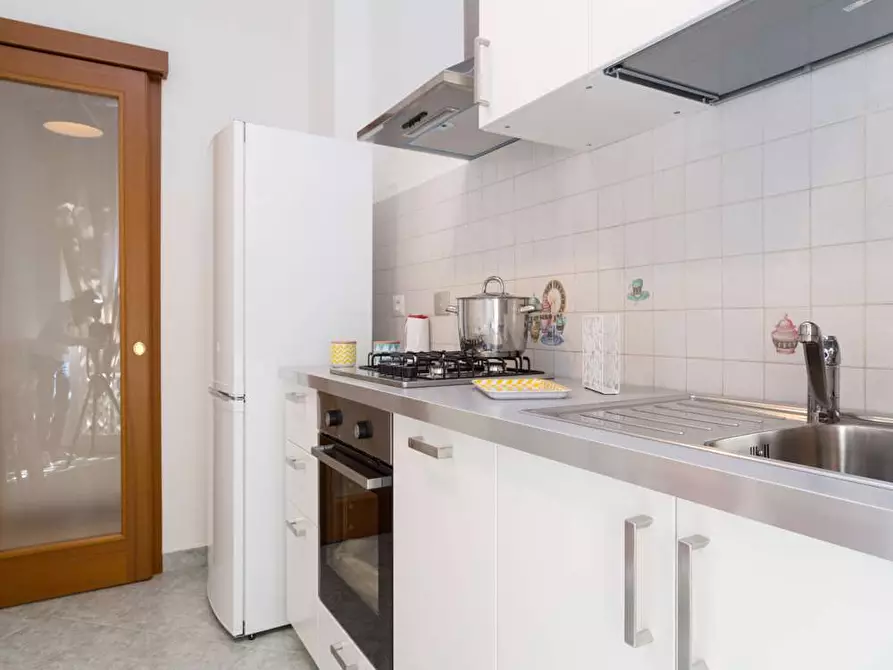 Immagine 38 di Camera in affitto  in Via dei Pioppi13 a Buccinasco