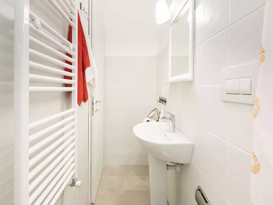 Immagine 18 di Camera in affitto  in Via Lipari8 a Milano