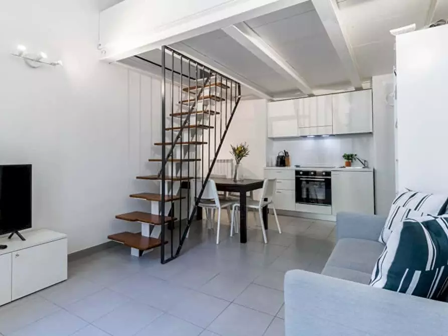 Immagine 7 di Camera in affitto  in Via Cadore35 a Milano