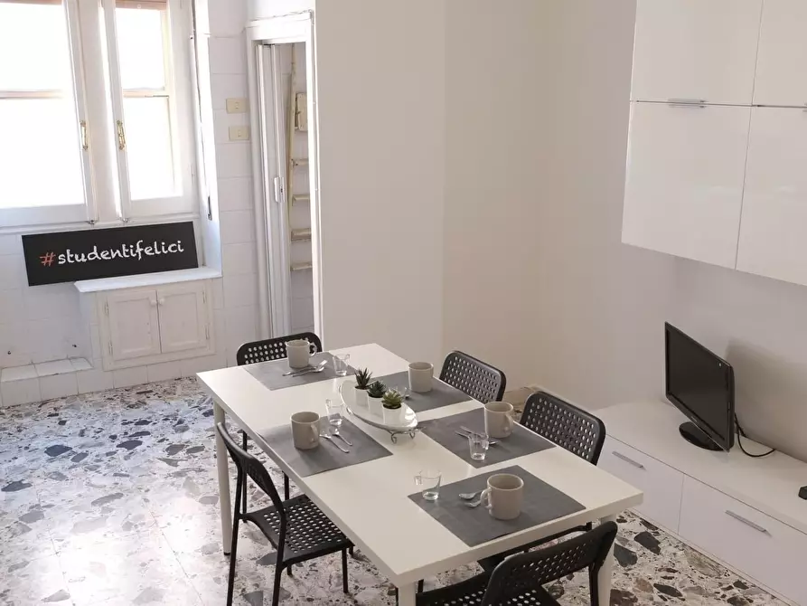 Immagine 11 di Camera in affitto  in Via Nizza29 a Sassari