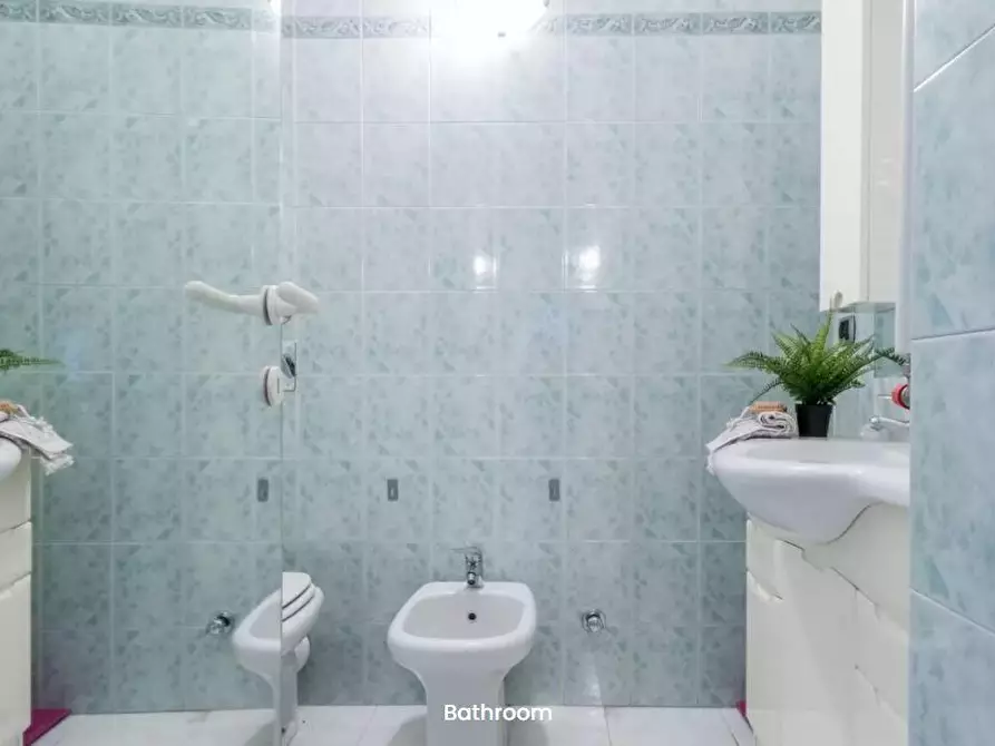 Immagine 11 di Camera in affitto  in Via Guido Guarini Matteucci1 a Milano