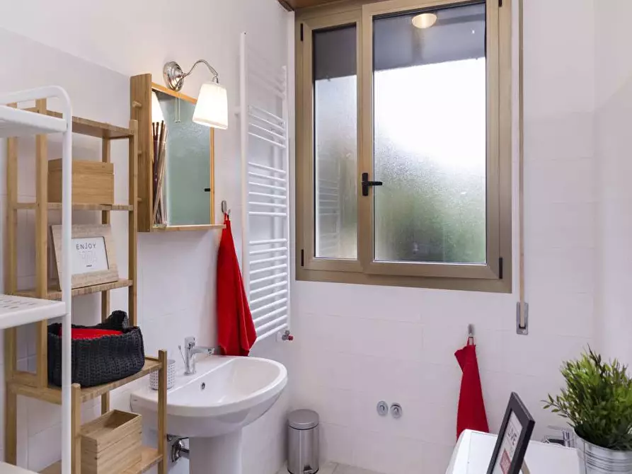 Immagine 26 di Camera in affitto  in Viale Giovanni Vicini20 a Bologna