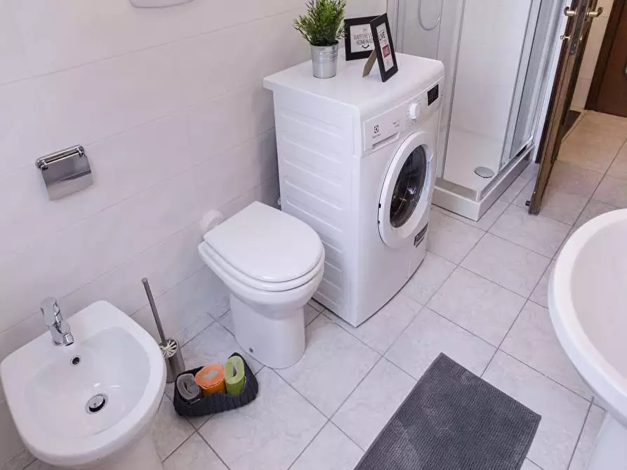 Immagine 11 di Camera in affitto  in Viale Giovanni Vicini20 a Bologna