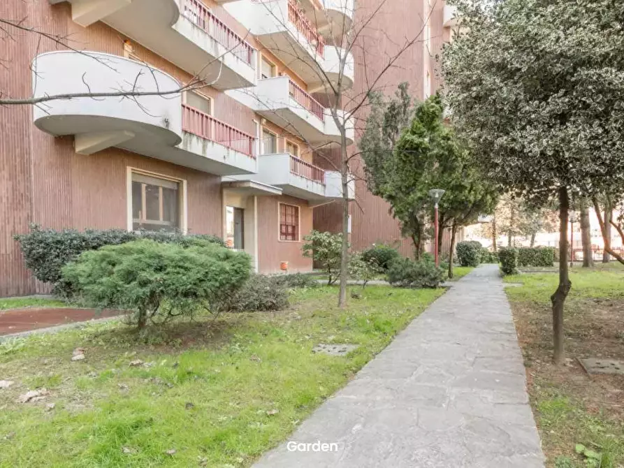 Immagine 21 di Camera in affitto  in Via Guido Guarini Matteucci1 a Milano